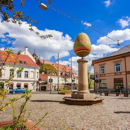 Near Old Town & Station